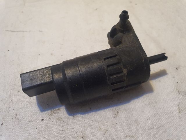 bontott AUDI A6 C6 Első Ablakmosó Szivattyú