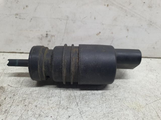 bontott AUDI A6 C6 Első Ablakmosó Szivattyú