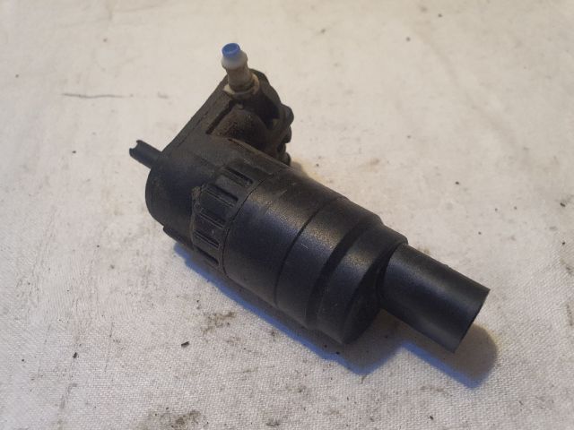 bontott AUDI A6 C6 Első Ablakmosó Szivattyú