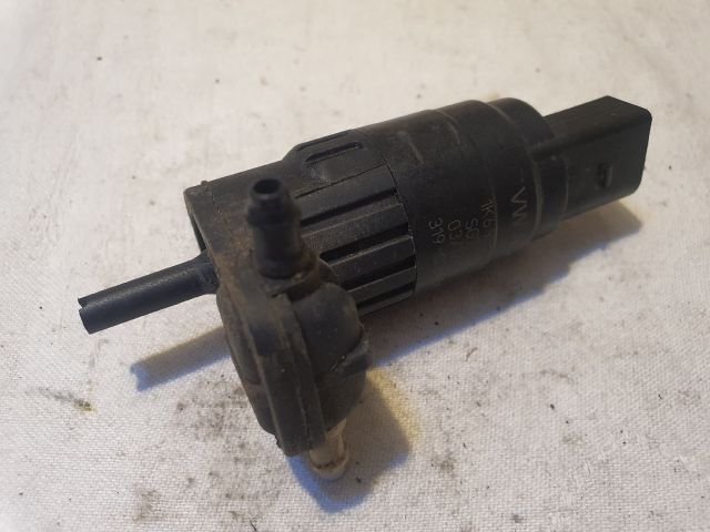 bontott AUDI A6 C6 Első Ablakmosó Szivattyú