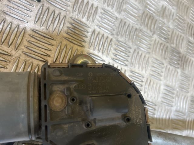 bontott AUDI A6 C6 Első Ablaktörlő Motor