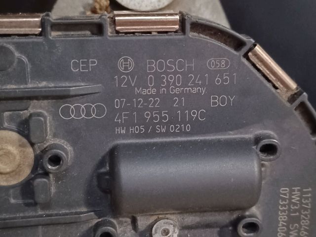 bontott AUDI A6 C6 Első Ablaktörlő Szerkezet Motorral