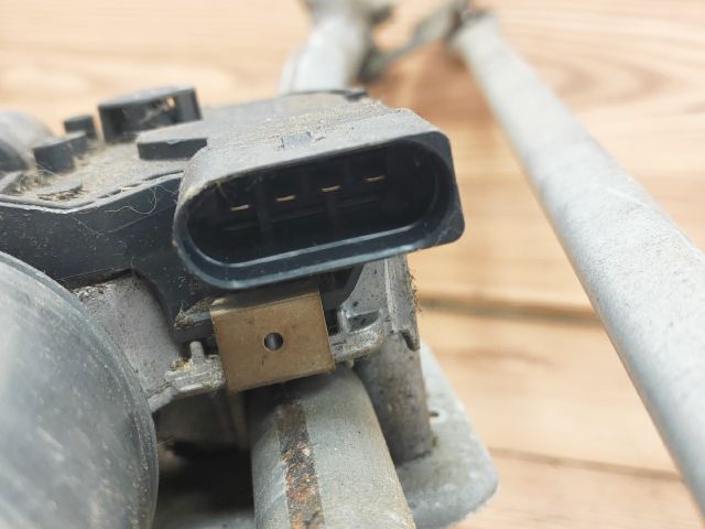 bontott AUDI A6 C6 Első Ablaktörlő Szerkezet Motorral