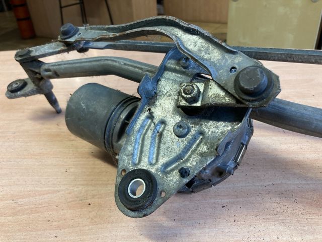 bontott AUDI A6 C6 Első Ablaktörlő Szerkezet Motorral