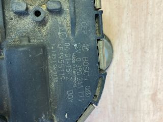 bontott AUDI A6 C6 Első Ablaktörlő Szerkezet Motorral