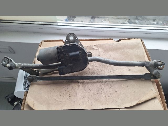 bontott AUDI A6 C6 Első Ablaktörlő Szerkezet Motorral