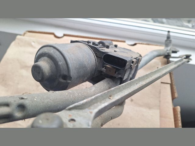 bontott AUDI A6 C6 Első Ablaktörlő Szerkezet Motorral