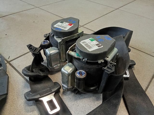 bontott AUDI A6 C6 Első Biztonsági Öv Pár (Feszítővel)