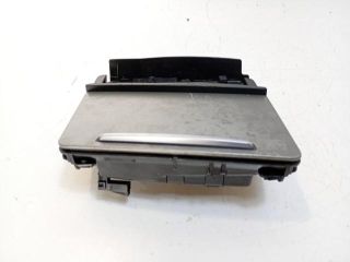 bontott AUDI A6 C6 Első Hamutartó