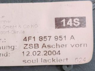 bontott AUDI A6 C6 Első Hamutartó