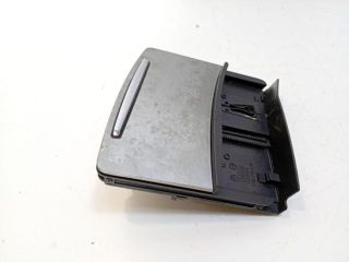 bontott AUDI A6 C6 Első Hamutartó