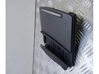 bontott AUDI A6 C6 Első Hamutartó