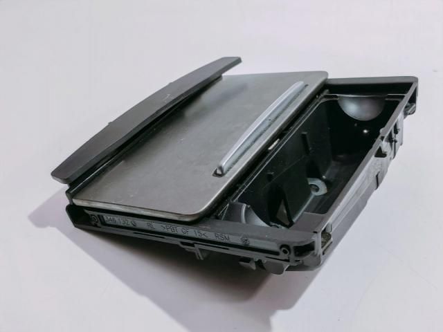 bontott AUDI A6 C6 Első Hamutartó