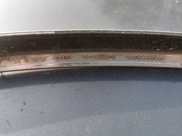 bontott AUDI A6 C6 Első Lökhárító Bal Díszrács