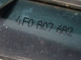 bontott AUDI A6 C6 Első Lökhárító Jobb Díszrács