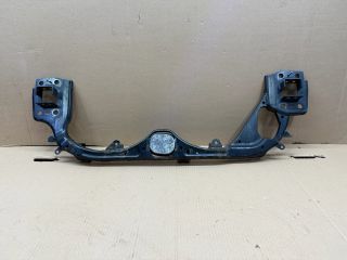 bontott AUDI A6 C6 Első Lökhárító Merevítő (Fém)