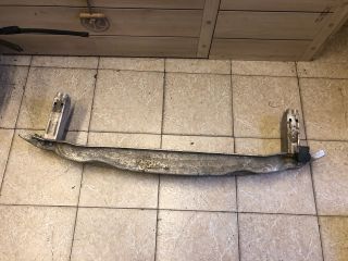 bontott AUDI A6 C6 Első Lökhárító Merevítő (Fém)