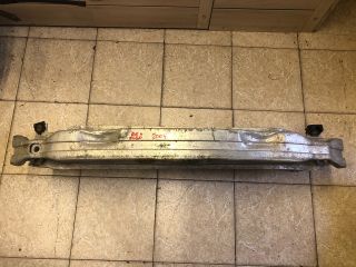 bontott AUDI A6 C6 Első Lökhárító Merevítő (Fém)