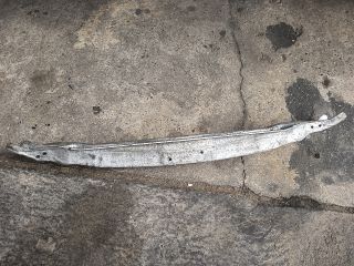 bontott AUDI A6 C6 Első Lökhárító Merevítő (Fém)