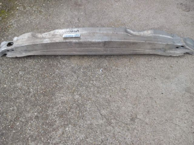 bontott AUDI A6 C6 Első Lökhárító Merevítő (Fém)