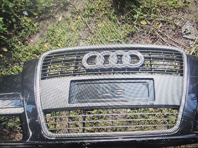bontott AUDI A6 C6 Első Lökhárító (Részeivel)