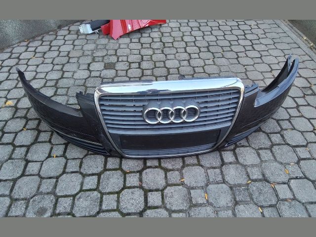 bontott AUDI A6 C6 Első Lökhárító (Részeivel)