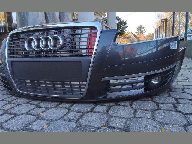 bontott AUDI A6 C6 Első Lökhárító (Részeivel)