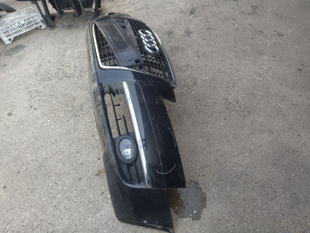 bontott AUDI A6 C6 Első Lökhárító (Részeivel)