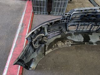 bontott AUDI A6 C6 Első Lökhárító (Részeivel)