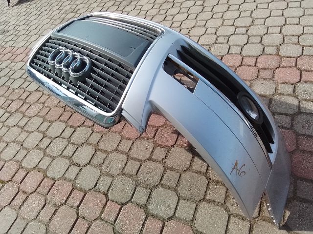 bontott AUDI A6 C6 Első Lökhárító (Részeivel)