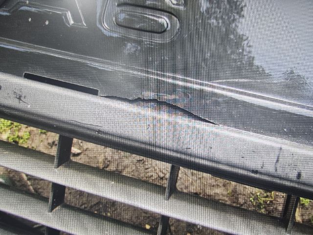 bontott AUDI A6 C6 Első Lökhárító (Részeivel)