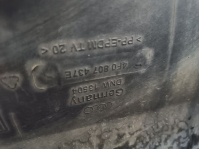 bontott AUDI A6 C6 Első Lökhárító (Részeivel)