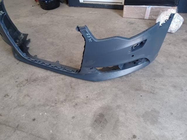 bontott AUDI A6 C6 Első Lökhárító (Üresen)