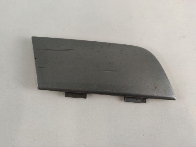 bontott AUDI A6 C6 Első Vonószem Burkolat