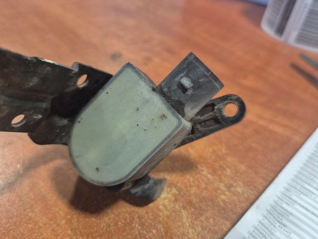 bontott AUDI A6 C6 Első Xenon Szintszabályzó Jeladó