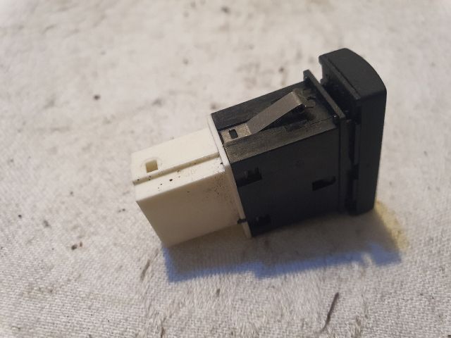 bontott AUDI A6 C6 ESP Kapcsoló