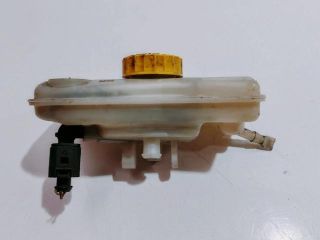 bontott AUDI A6 C6 Fékfolyadék Tartály