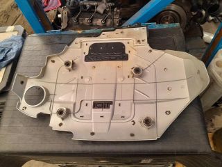 bontott AUDI A6 C6 Felső Hűtőburkolat