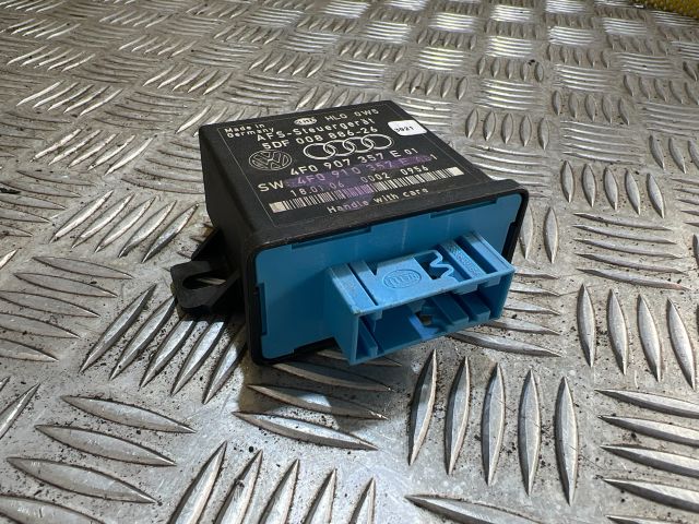 bontott AUDI A6 C6 Fényszóró Elektronika