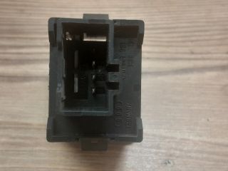 bontott AUDI A6 C6 Fényszórómagasság Állító Kapcsoló