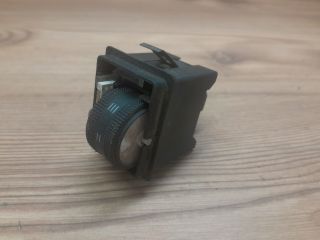 bontott AUDI A6 C6 Fényszórómagasság Állító Kapcsoló