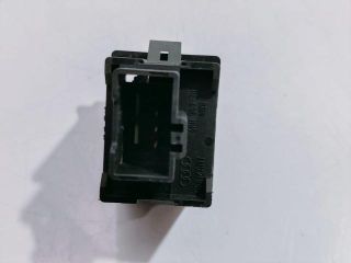 bontott AUDI A6 C6 Fényszórómagasság Állító Kapcsoló