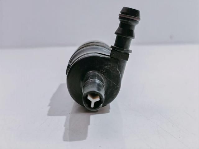 bontott AUDI A6 C6 Fényszórómosó Szivattyú