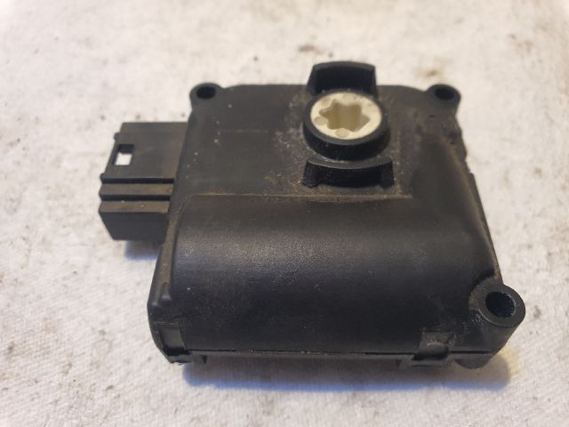 bontott AUDI A6 C6 Fűtés Állító Motor