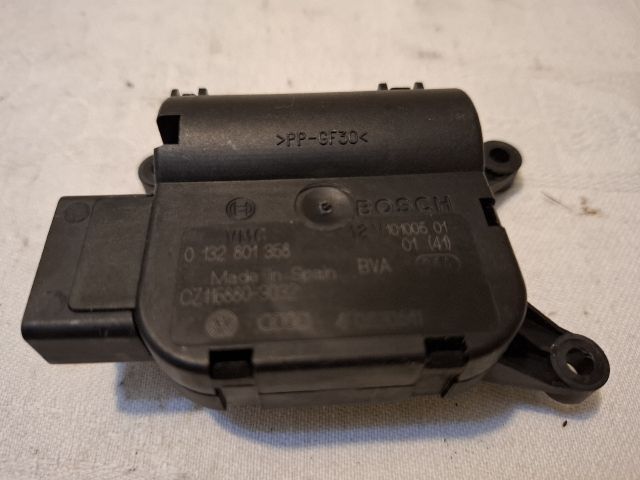 bontott AUDI A6 C6 Fűtés Állító Motor