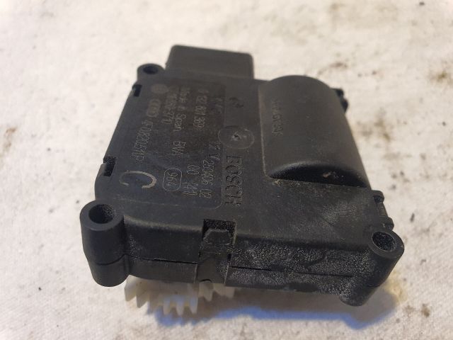 bontott AUDI A6 C6 Fűtés Állító Motor