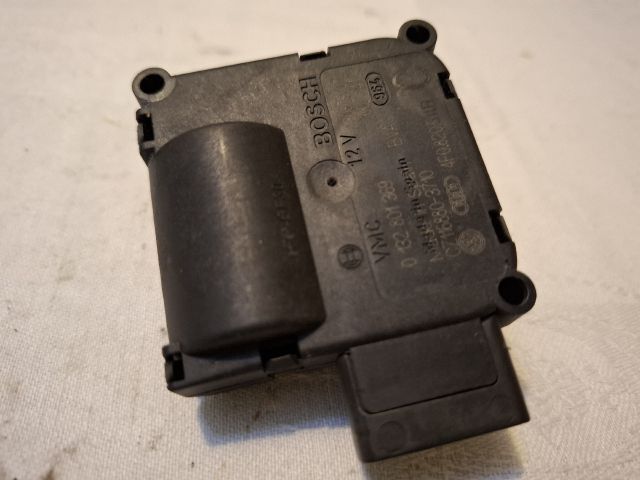 bontott AUDI A6 C6 Fűtés Állító Motor