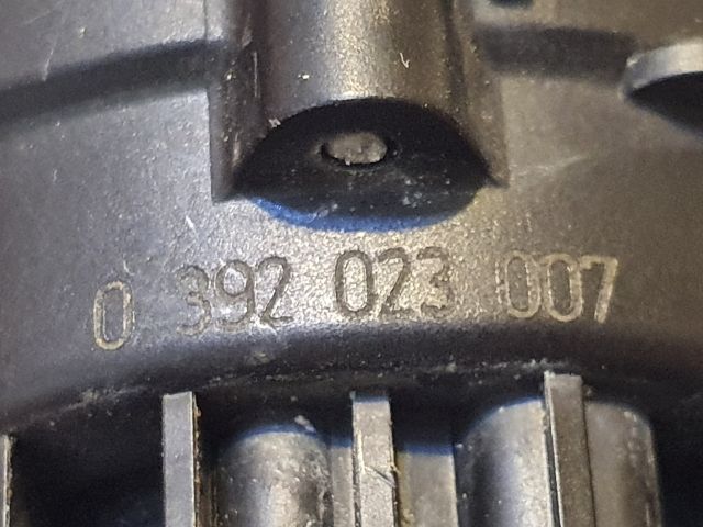 bontott AUDI A6 C6 Fűtéscsap