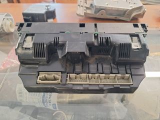 bontott AUDI A6 C6 Fűtéskapcsoló (digit klímás)