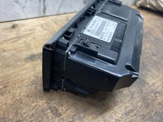 bontott AUDI A6 C6 Fűtéskapcsoló (digit klímás)